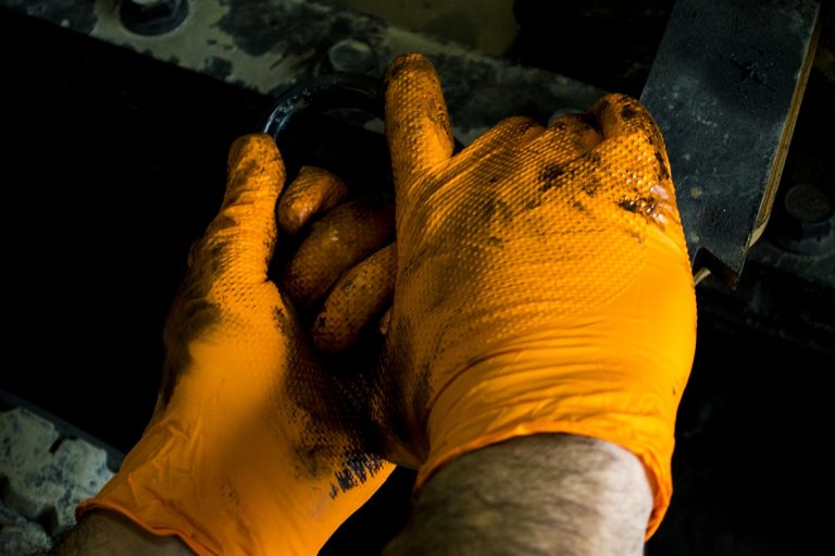 Hand Protection Needs for Automotive Maintenance Always Evolving